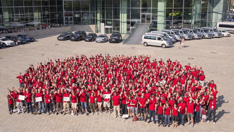 Participants in the Audi "Team spirit campaign" initiative