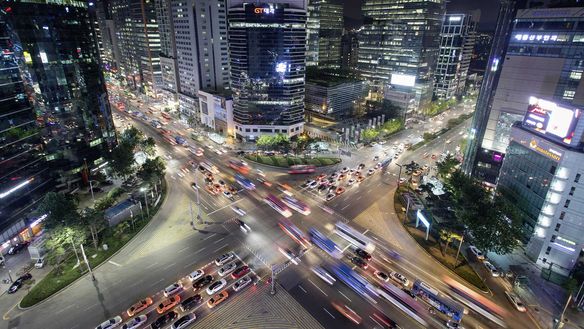 5G internet: fast networks for safer driving