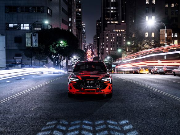 Digital Audi Matrix LED headlights: one million pixels dancing in step