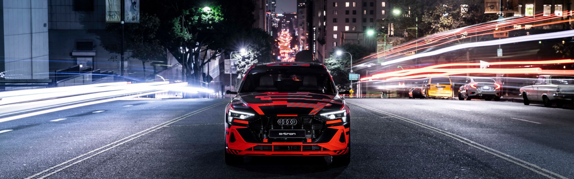 kondensator blomst jordnødder Digital Audi Matrix LED headlights: one million pixels dancing in step |  audi.com