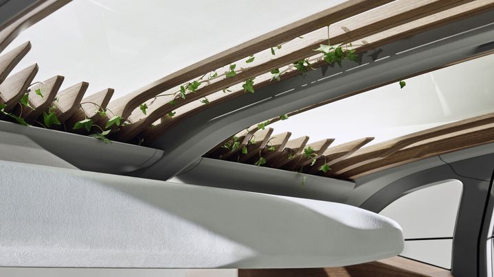 Interieur Audi AI:ME mit Pflanzen 