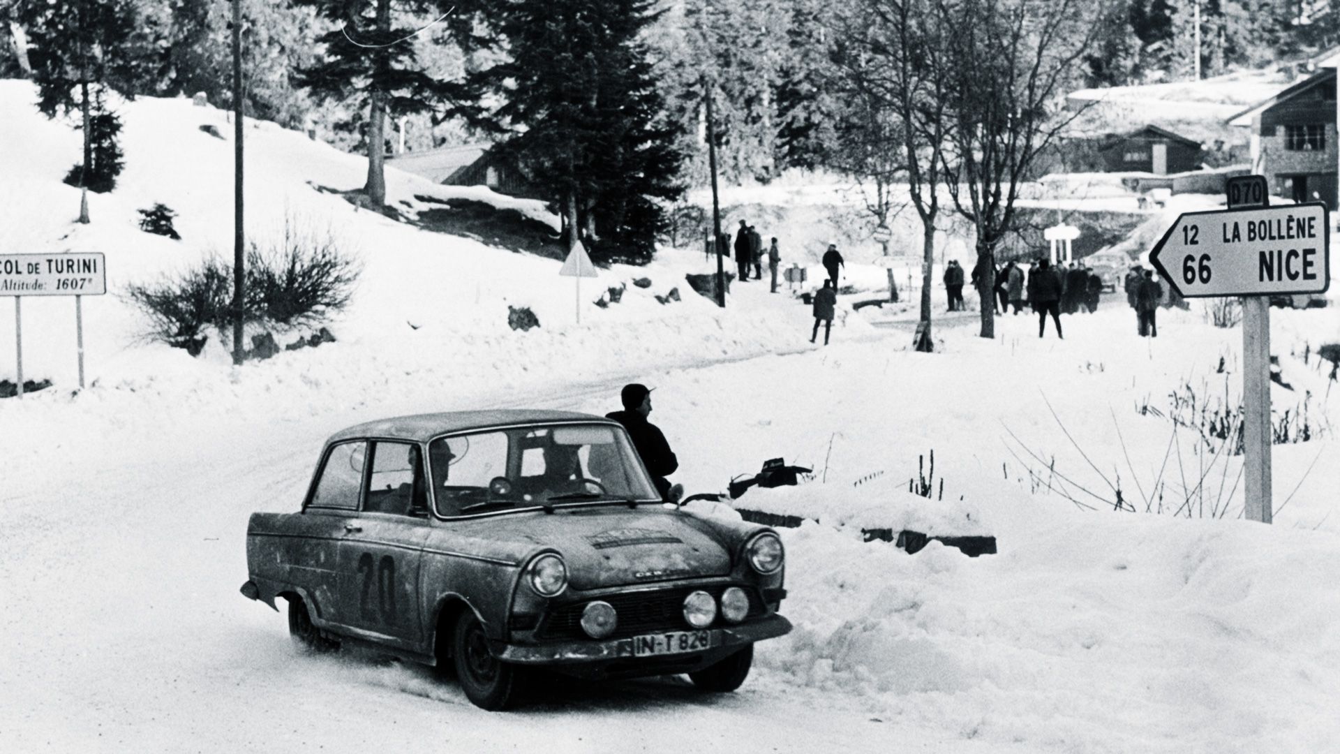 DKW on icy road