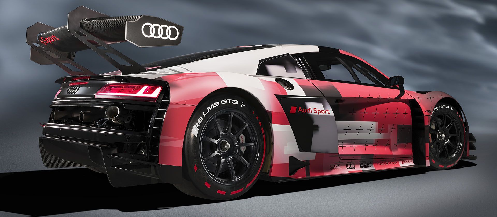 Audi R8 LMS 